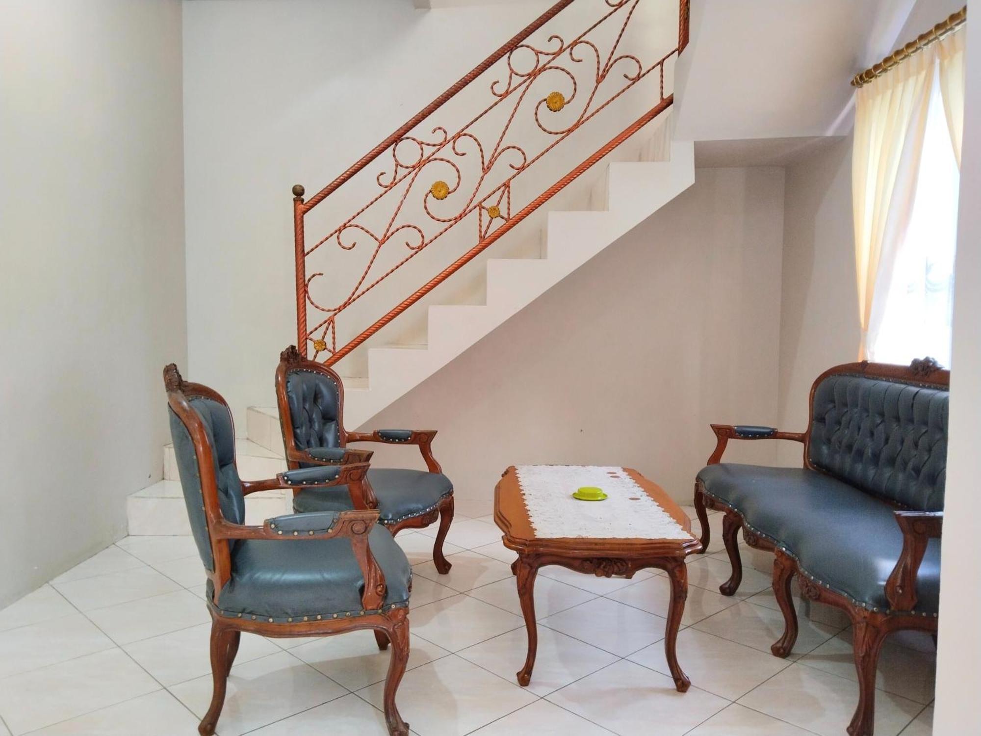 Villa Yustisia Curug 7 Cilember Cisarua Extérieur photo