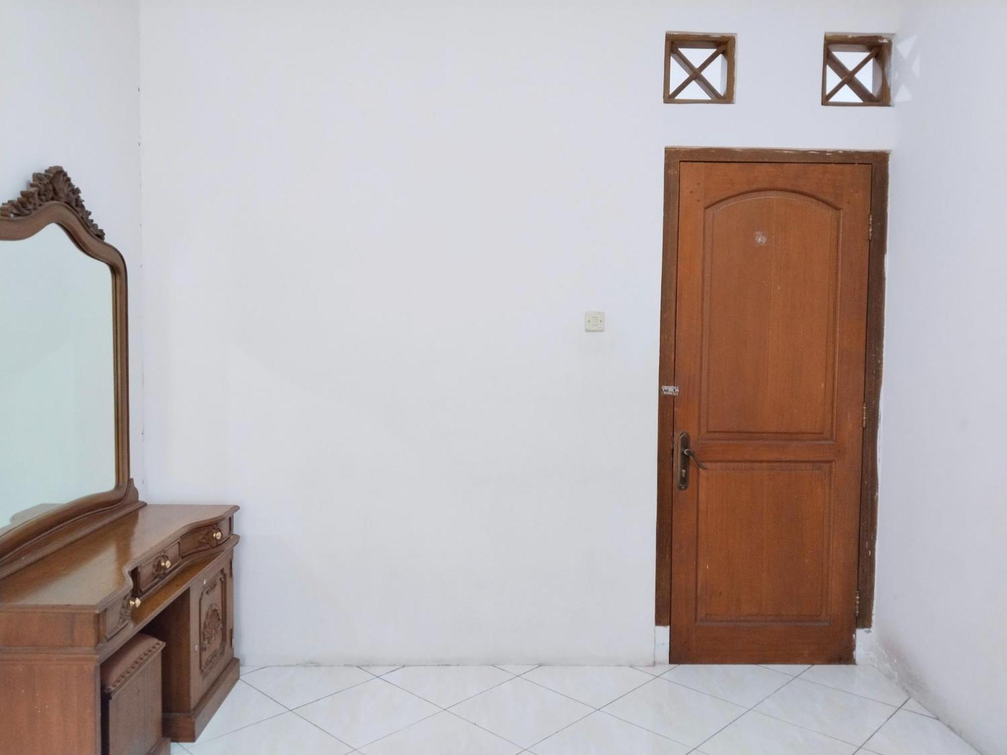 Villa Yustisia Curug 7 Cilember Cisarua Extérieur photo